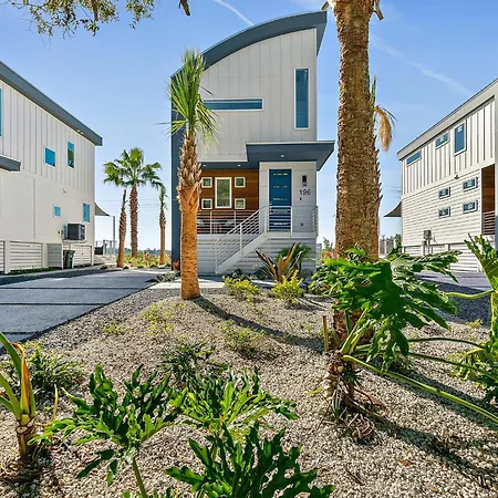 196 Riberia - Downtown Waterfront Luxury Home